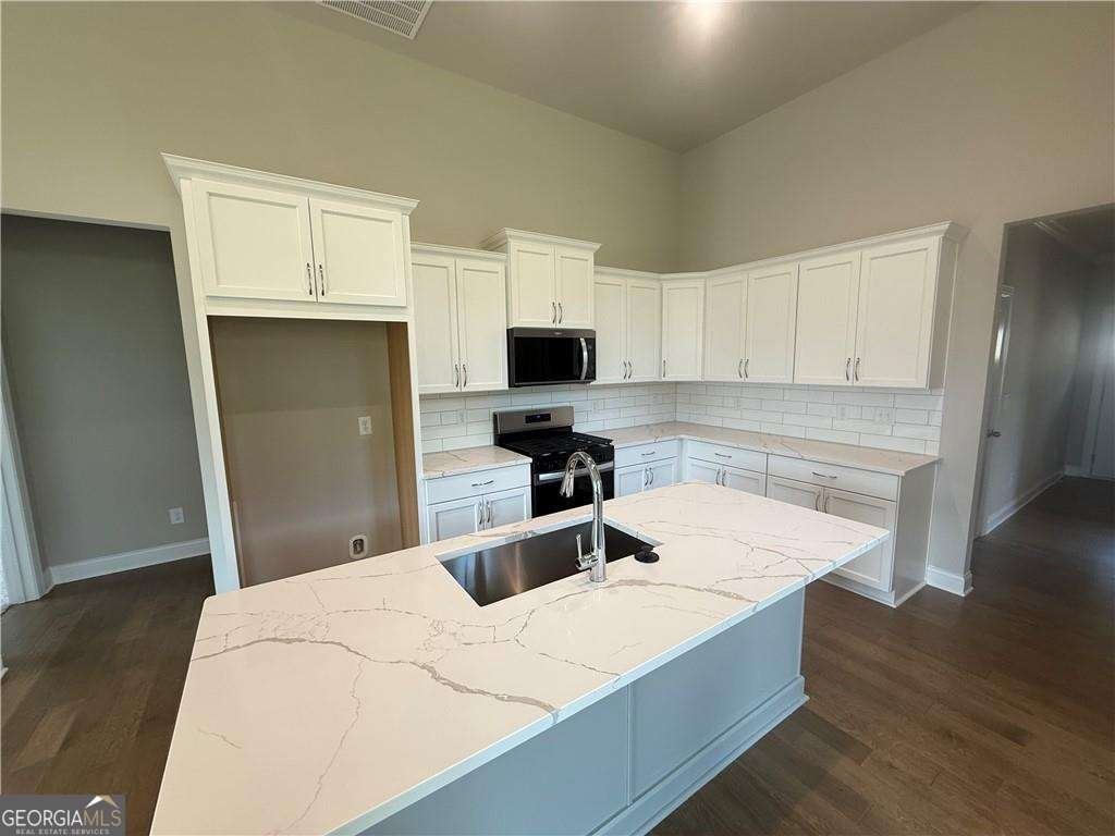 352 Lakeside Court Canton - Photo 7