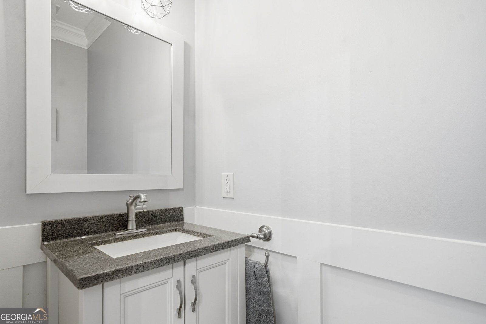 401 Maple Ridge Court Cumming - Photo 13