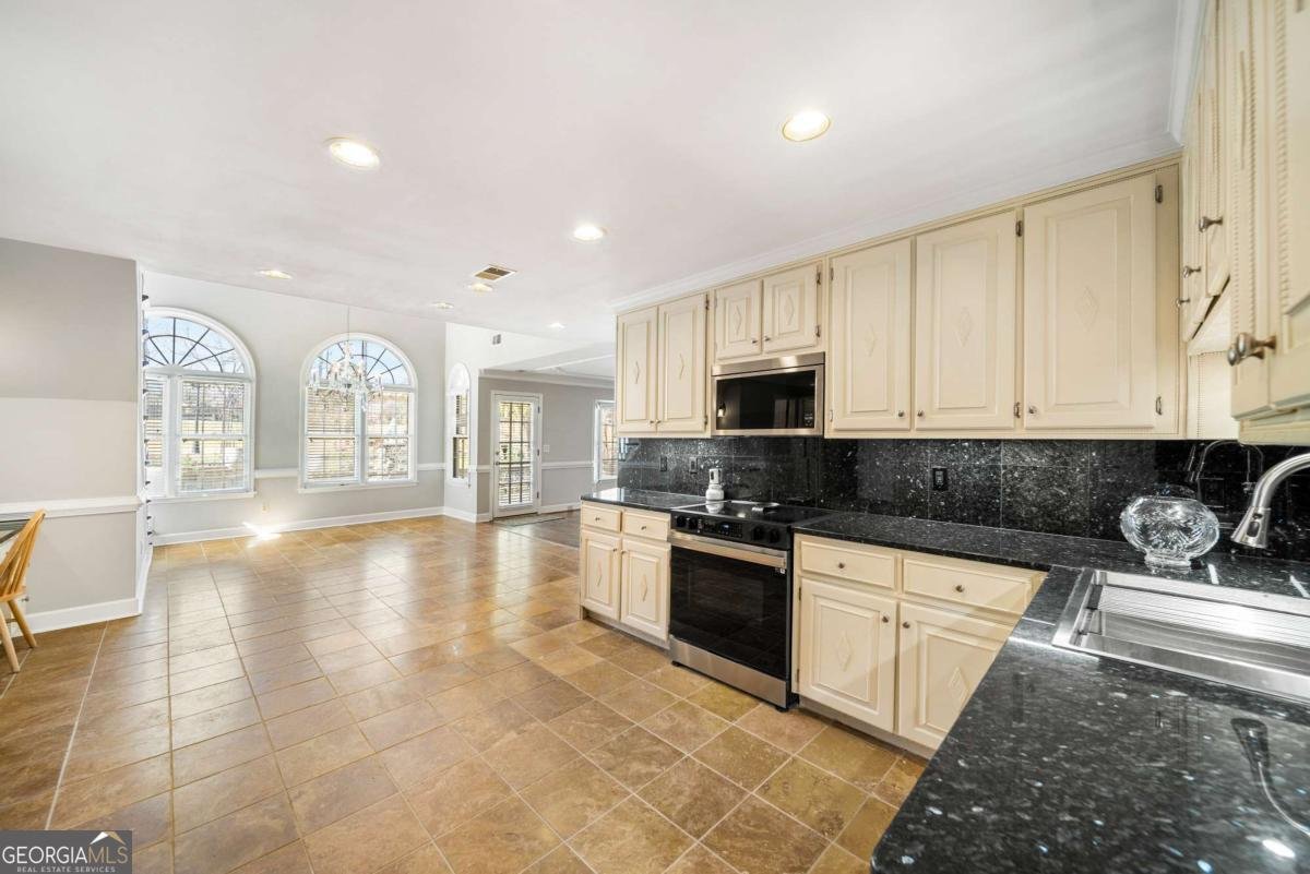 931 New Bedford Drive Marietta - Photo 31
