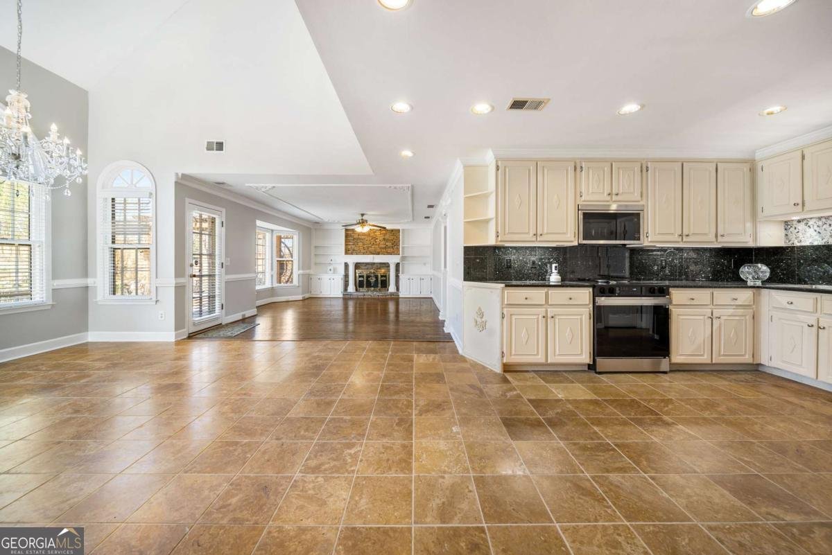 931 New Bedford Drive Marietta - Photo 32