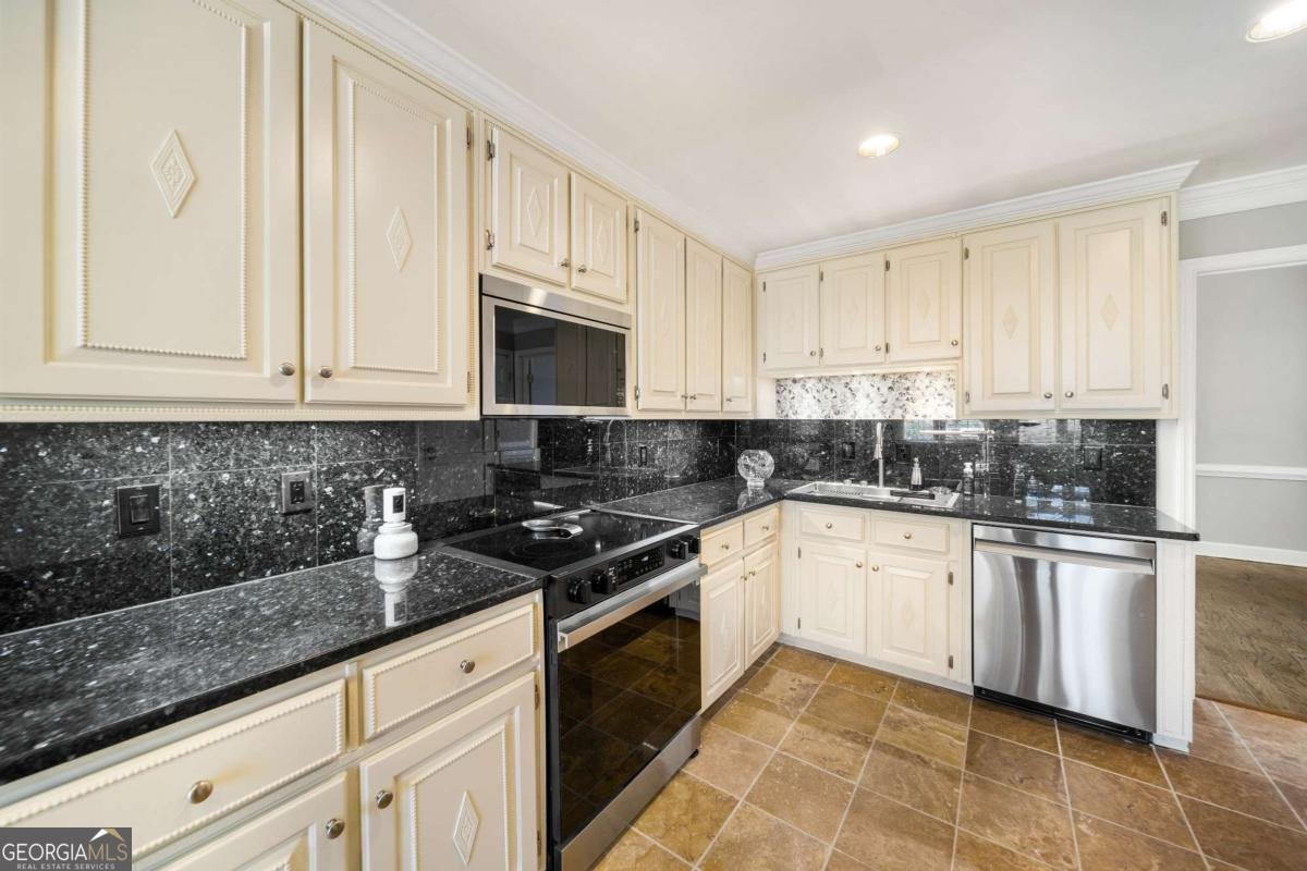 931 New Bedford Drive Marietta - Photo 34