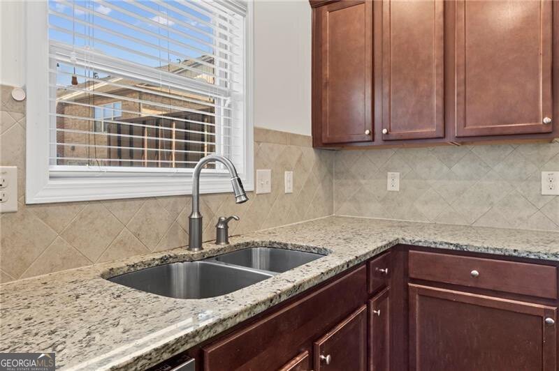 849 Ivy Vine Place Milton - Photo 10