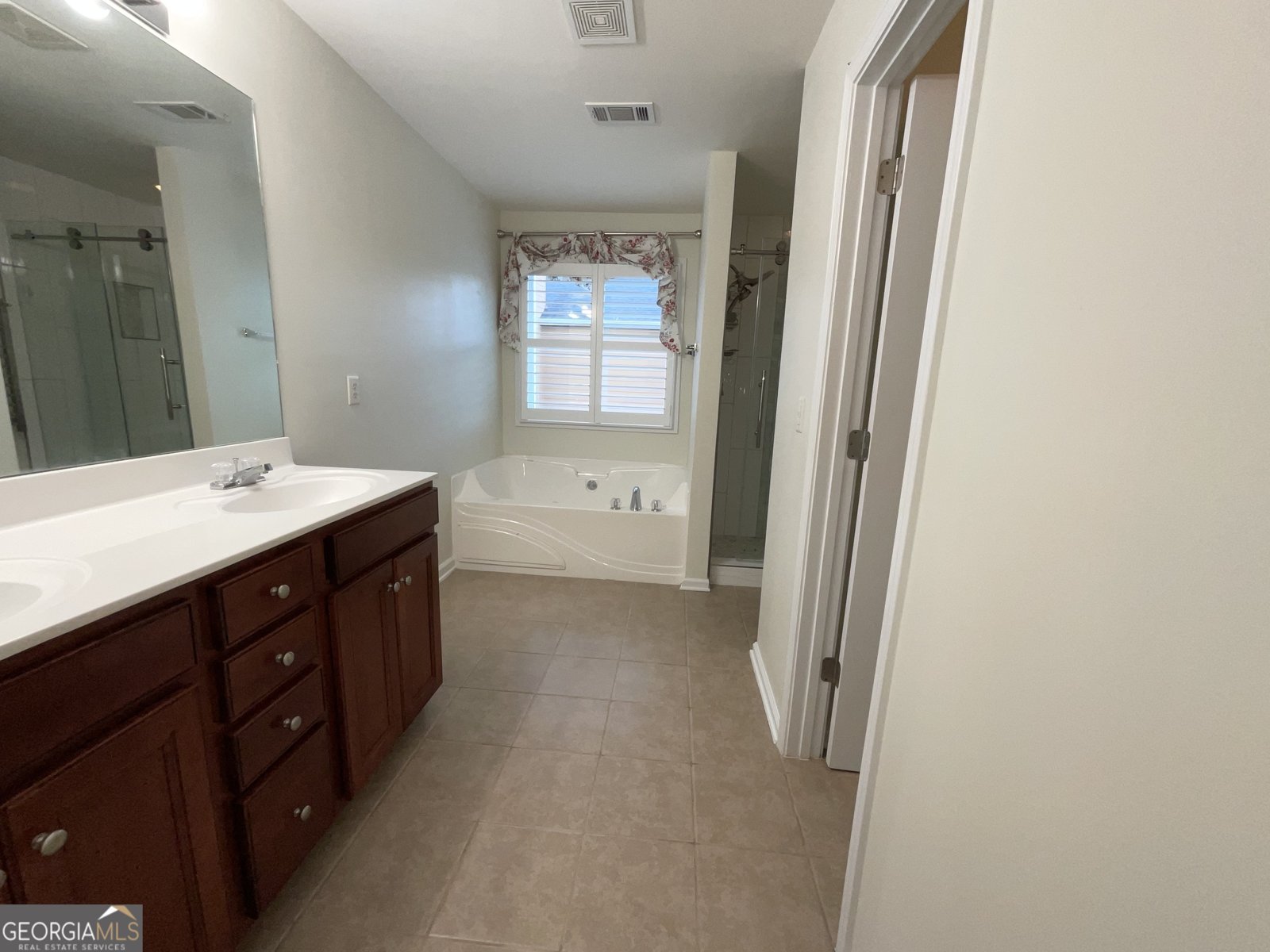 1408 Saphire Drive McDonough - Photo 33