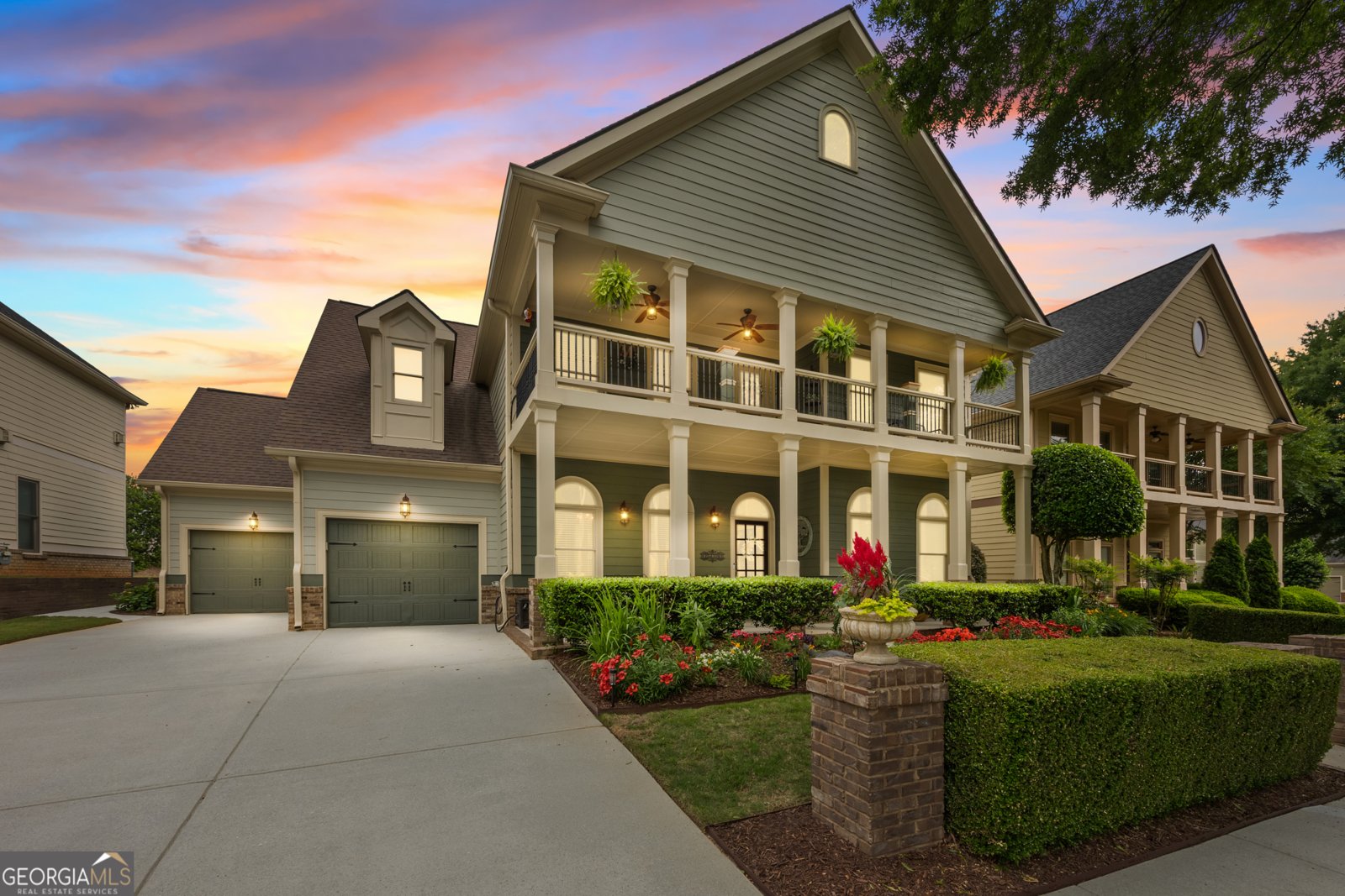 680 Warm Springs Court Loganville - main photo