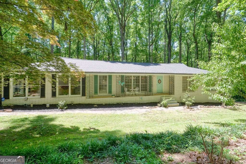 285 Hembredge Drive Canton - main photo