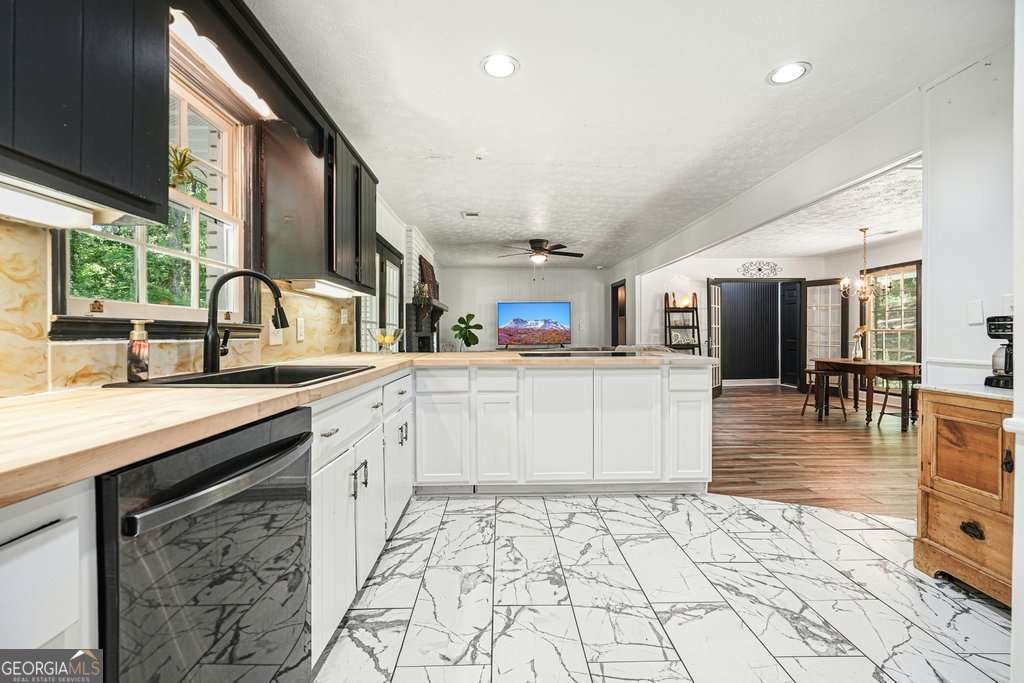 285 Hembredge Drive Canton - Photo 7