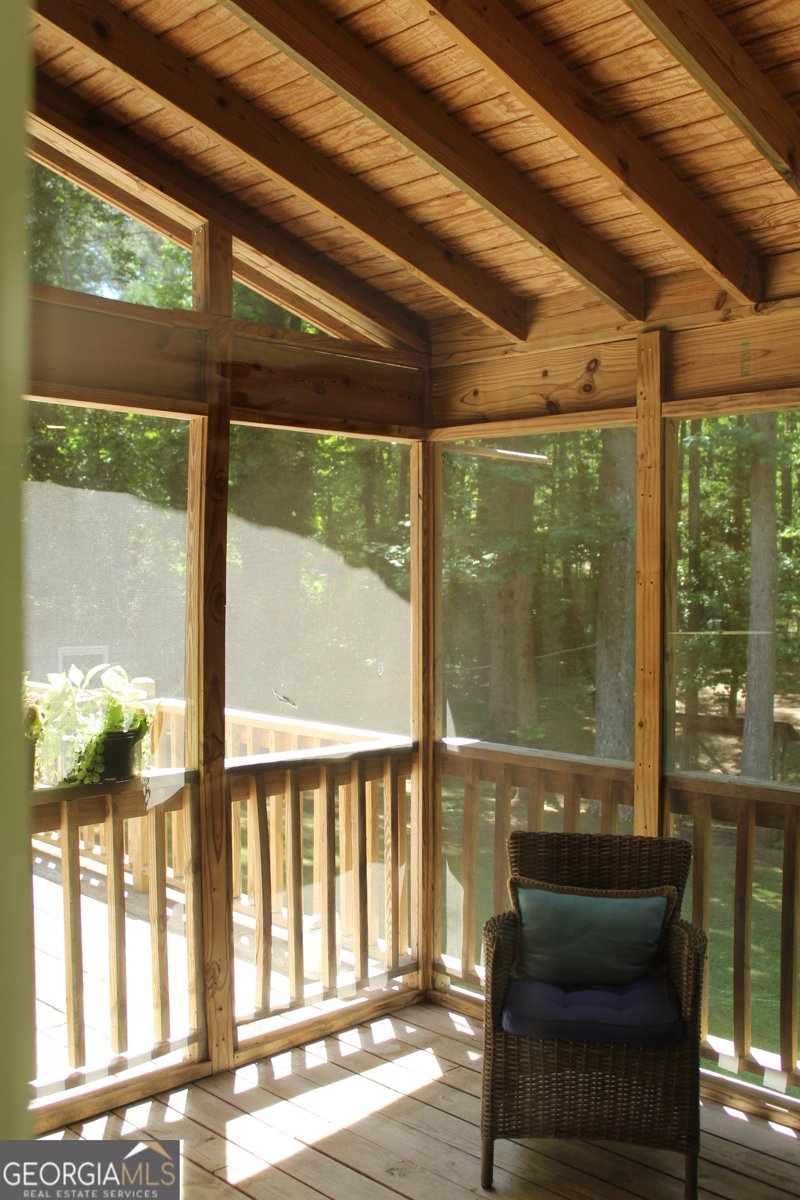 4989 Mountclaire Road Stone Mountain - Photo 14