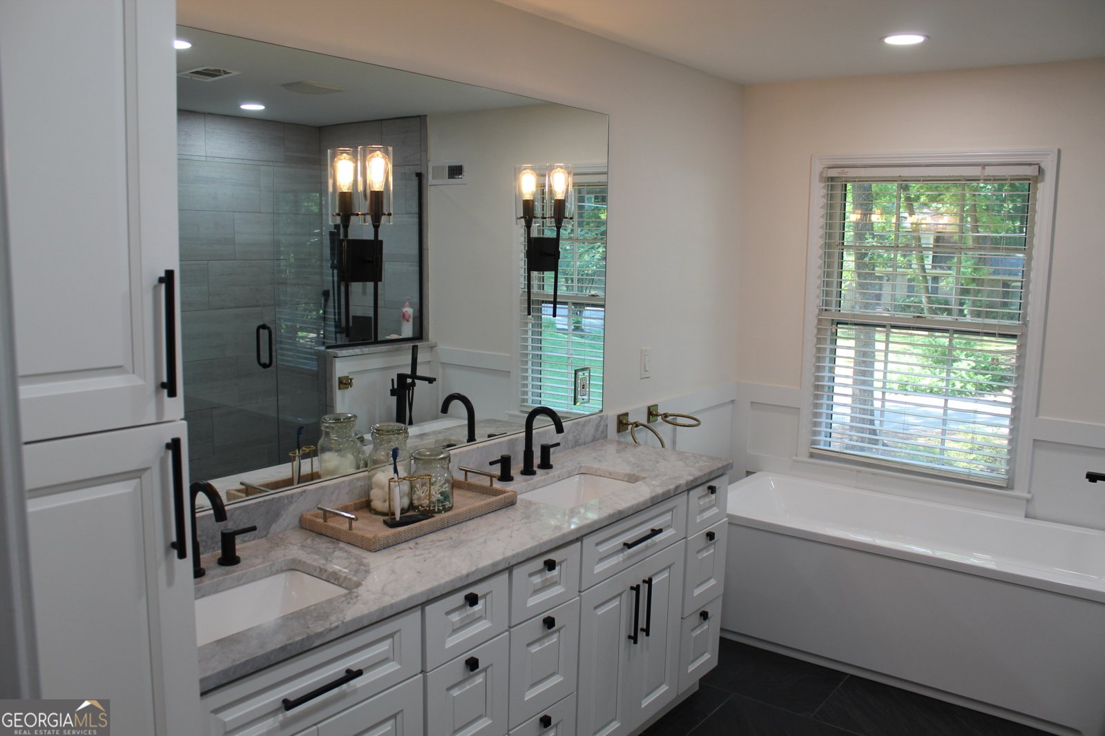 4989 Mountclaire Road Stone Mountain - Photo 7
