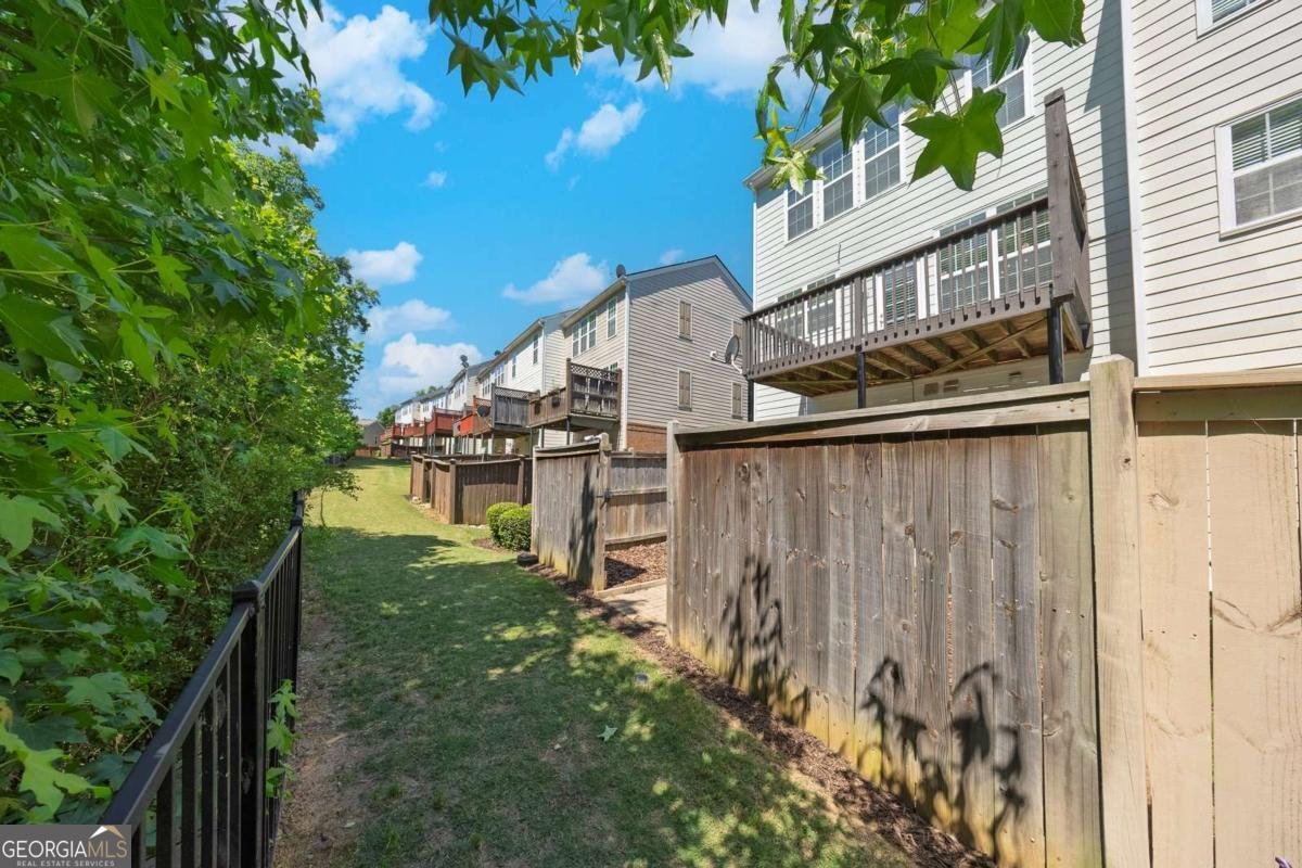 221 Balaban Circle Woodstock - Photo 32