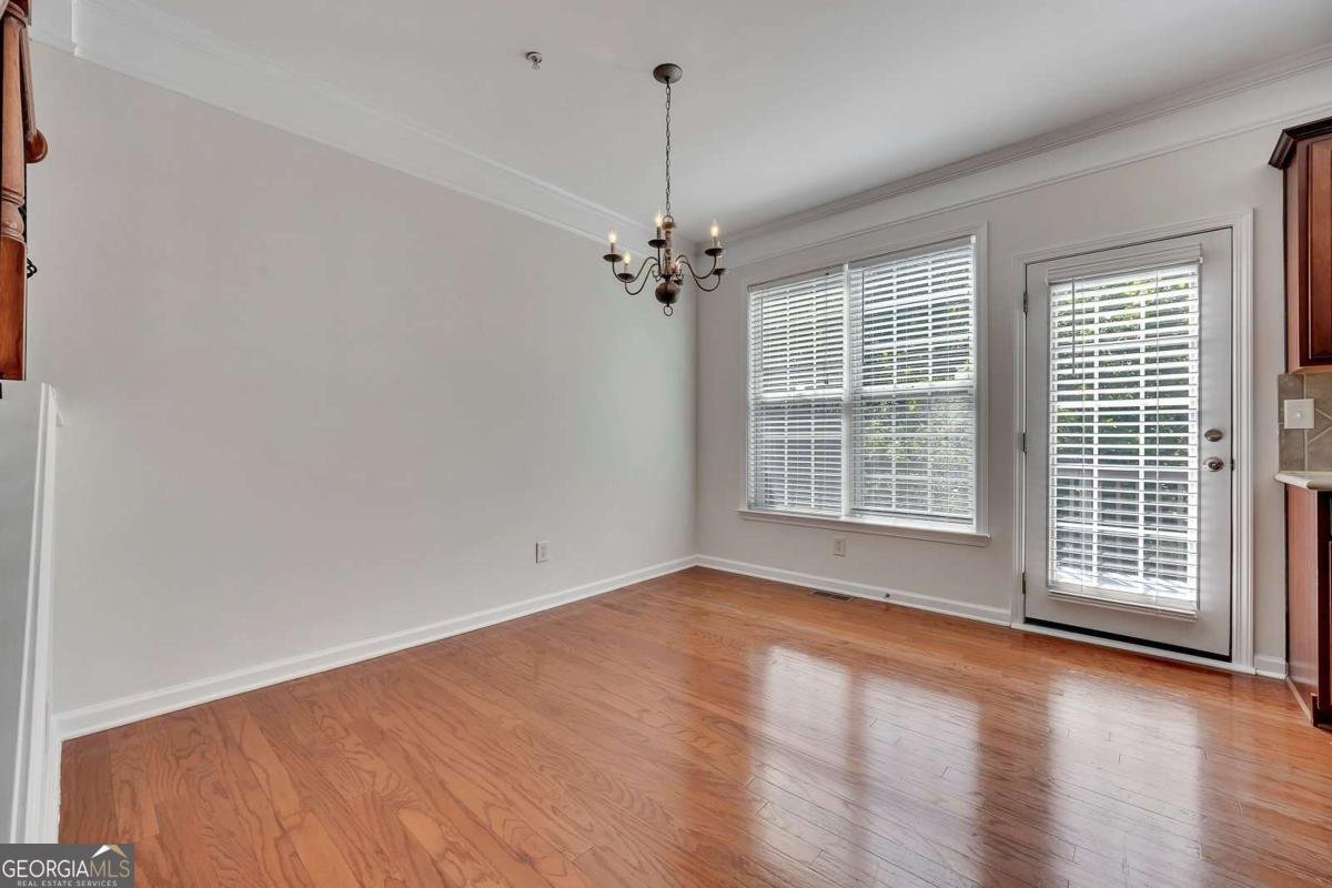 221 Balaban Circle Woodstock - Photo 8