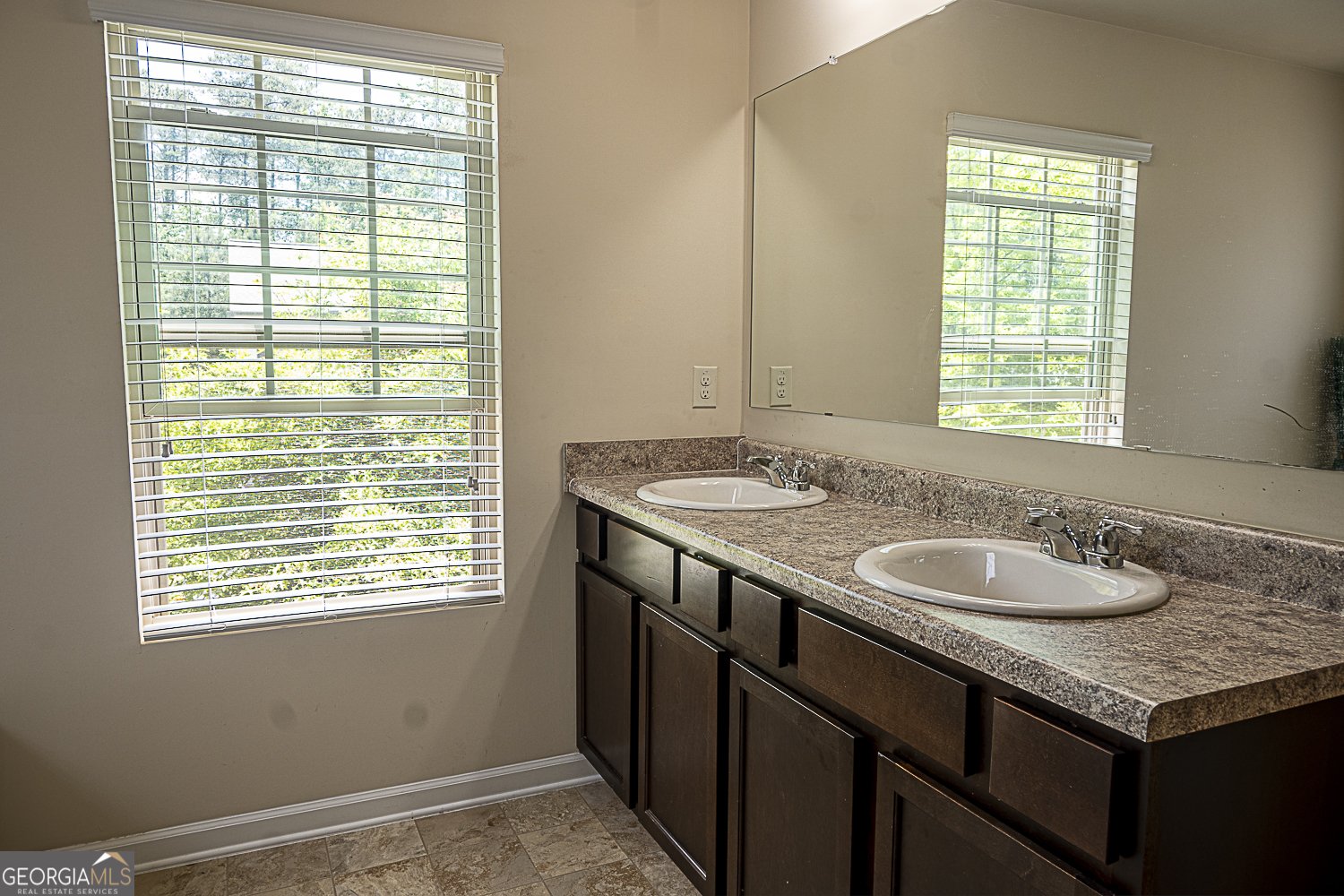 3922 Makeover Court Atlanta - Photo 33