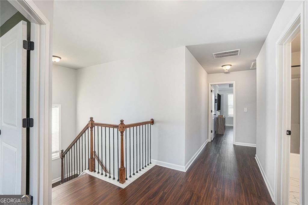 5180 Parkwood Drive Flowery Branch - Photo 17