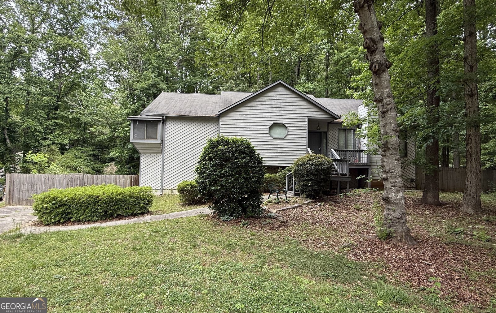 829 Post Road Way Stone Mountain - main photo