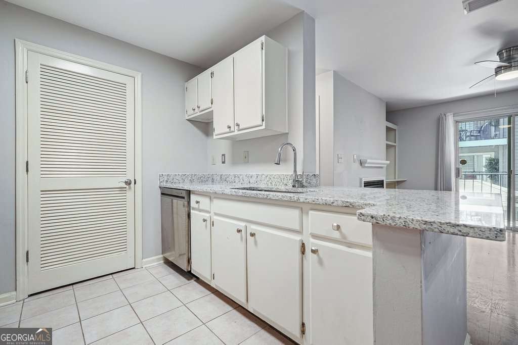 305 Granville Court Atlanta - Photo 15