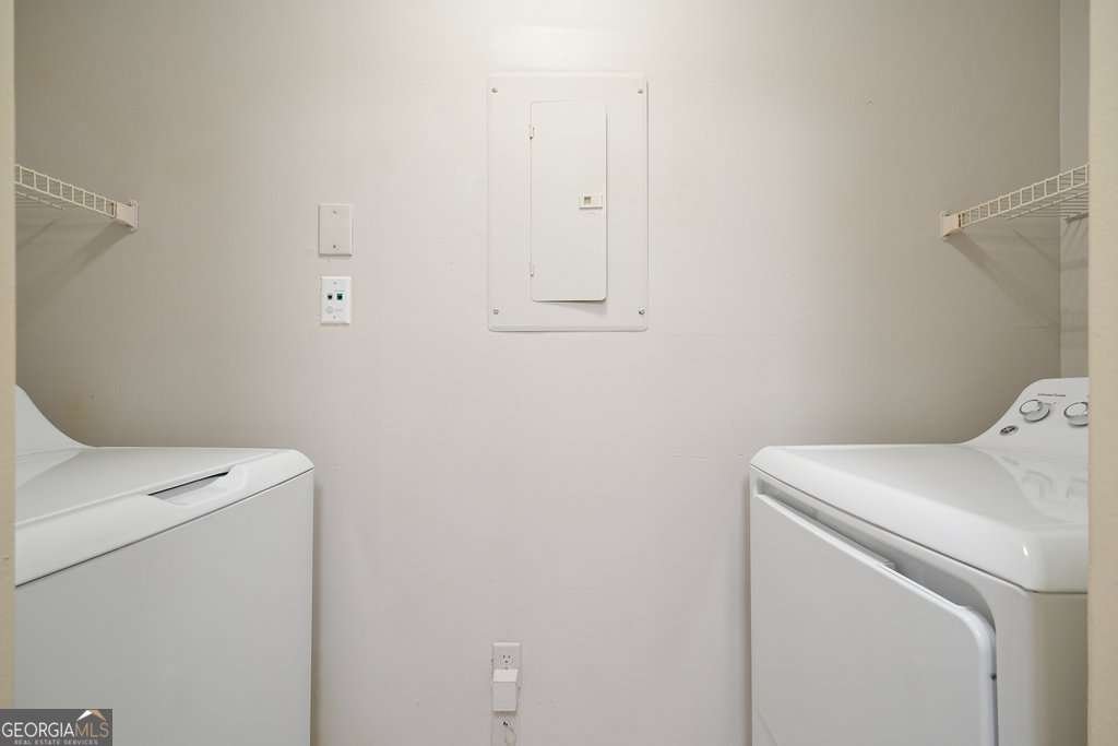 305 Granville Court Atlanta - Photo 19