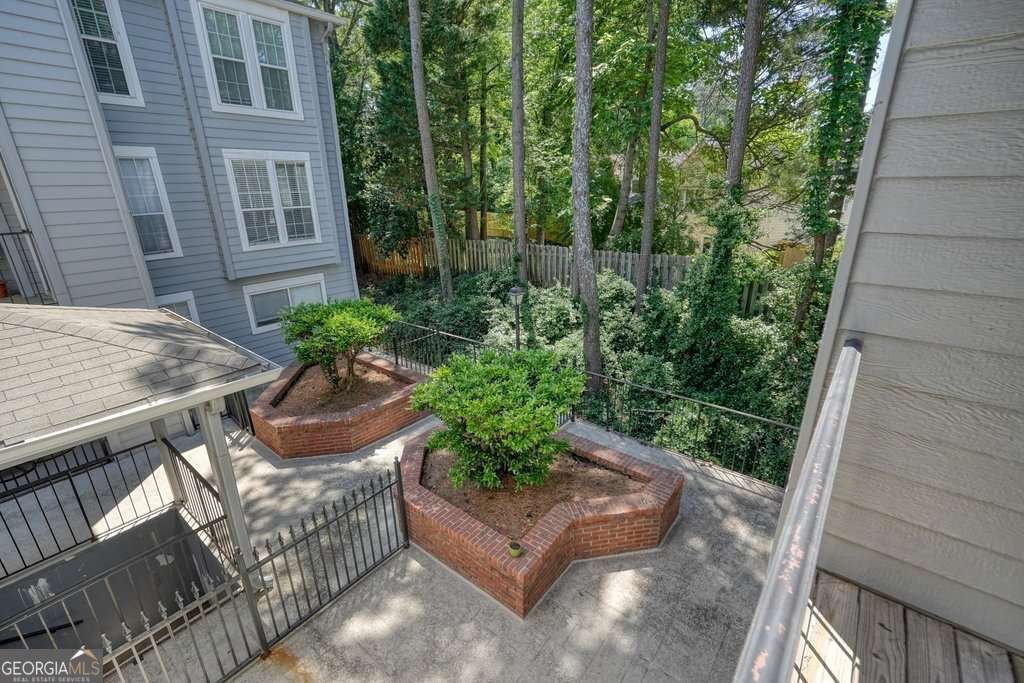 305 Granville Court Atlanta - Photo 30