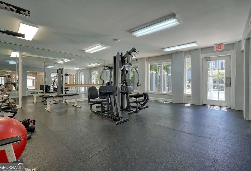 305 Granville Court Atlanta - Photo 40