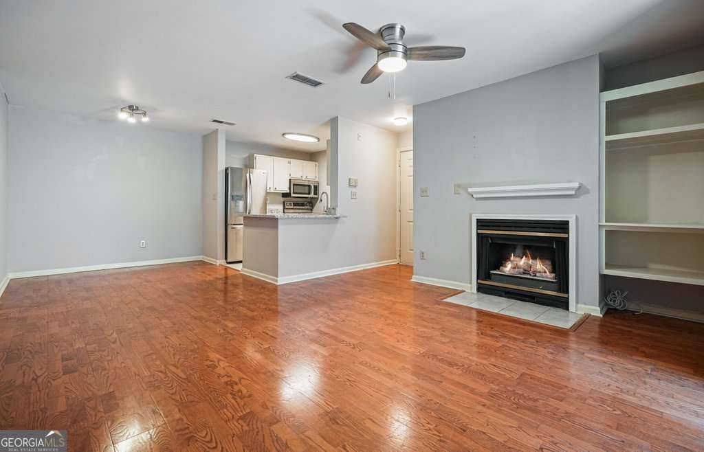 305 Granville Court Atlanta - Photo 8