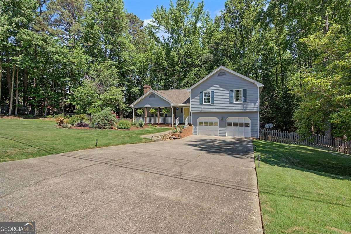 1354 Prospect Drive Lawrenceville - main photo