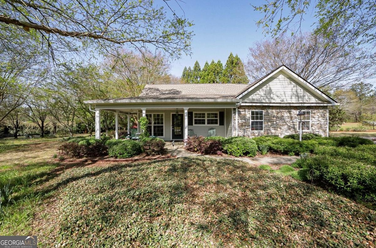 101 Stillwater Court Winterville - main photo