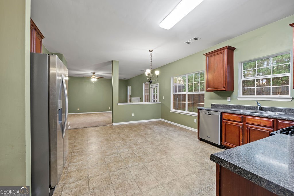 2120 Dartmouth Court McDonough - Photo 10