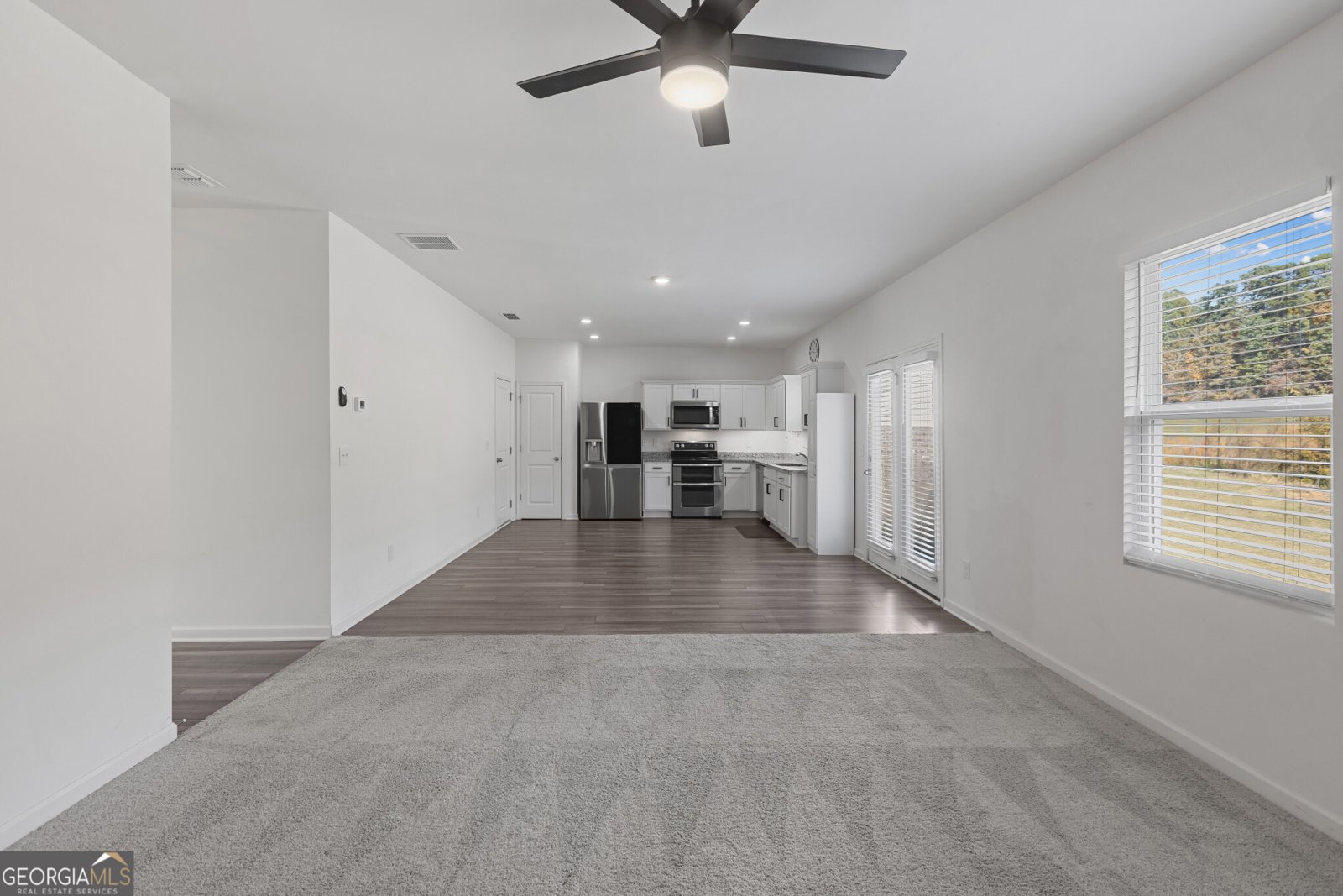 300 Hyde Park Winder - Photo 9