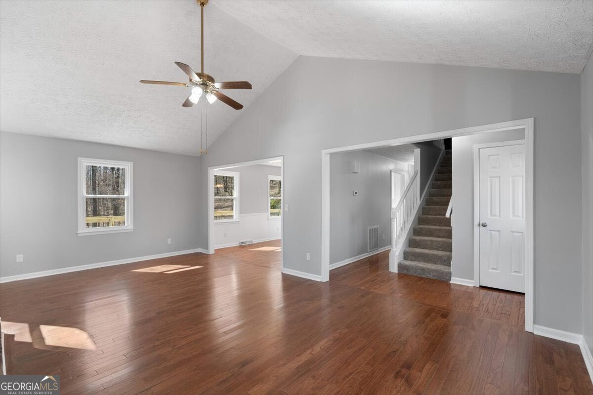 11 Ridgeview Drive Silver Creek - Photo 6