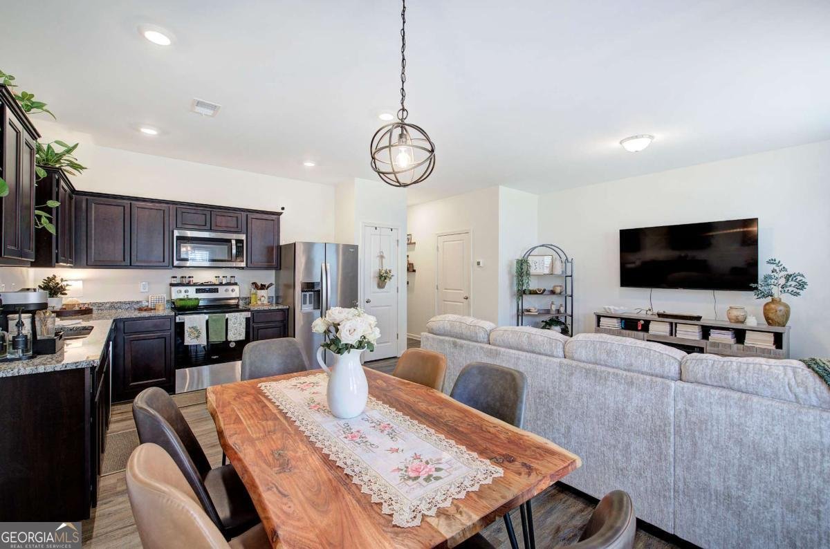 208 Grand Central Way Cartersville - Photo 14