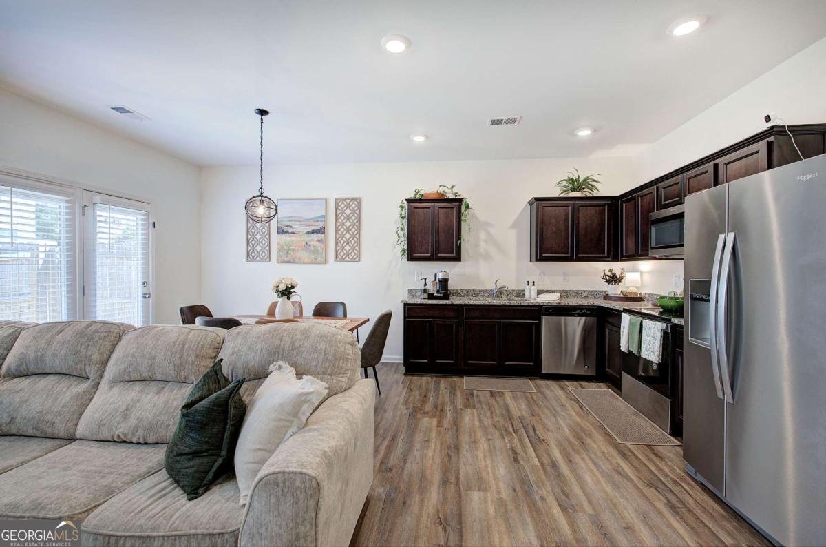 208 Grand Central Way Cartersville - Photo 18