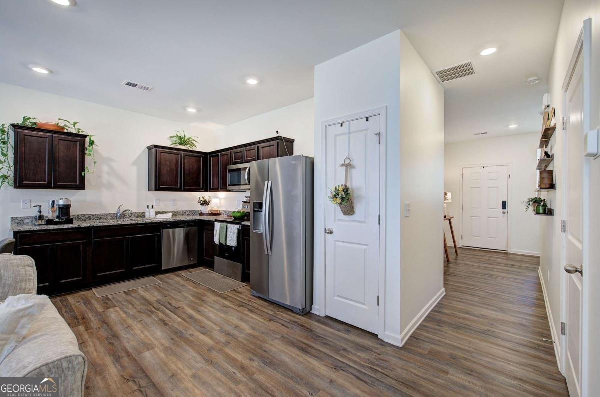208 Grand Central Way Cartersville - Photo 19