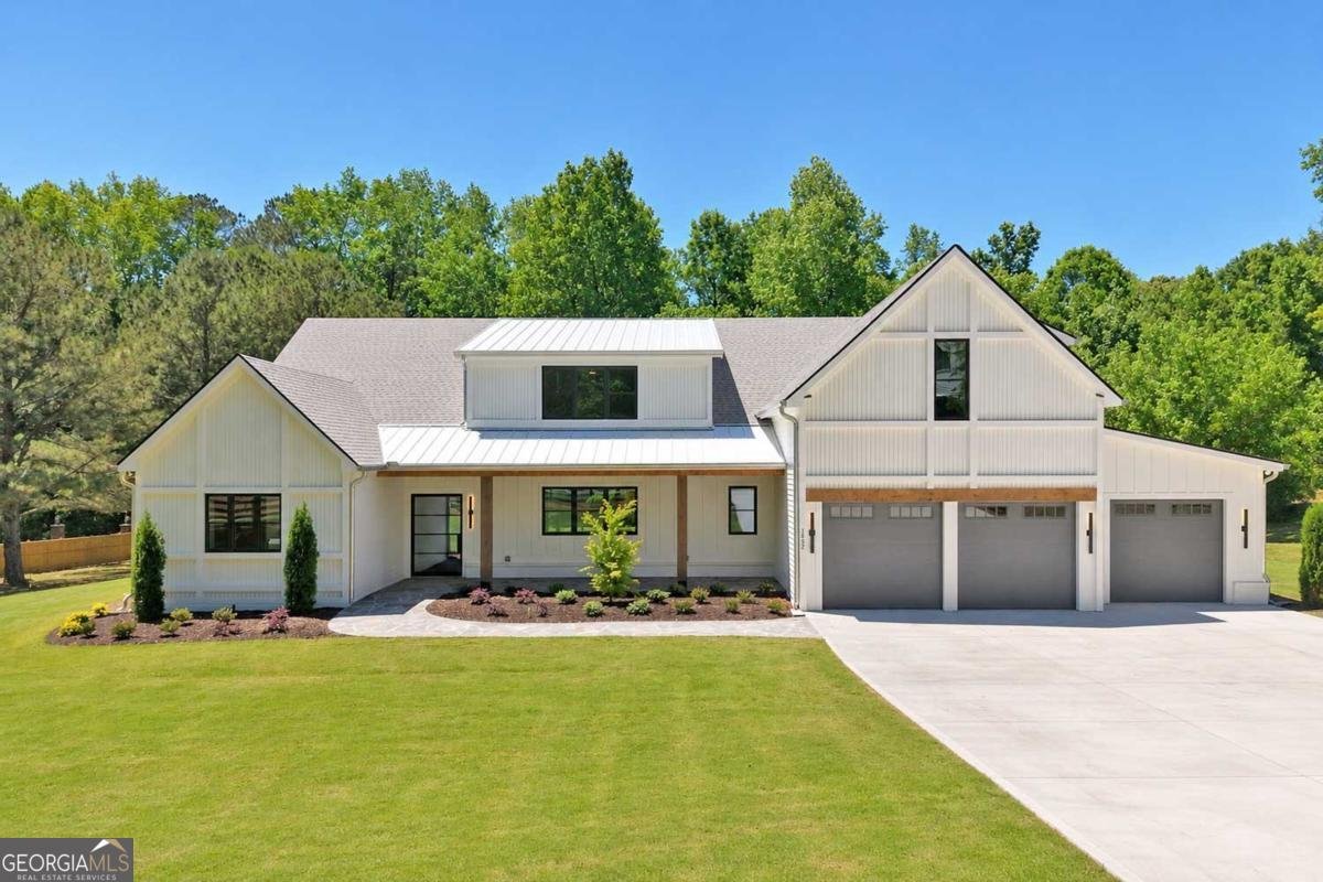 1452 Rucker Circle Woodstock - main photo