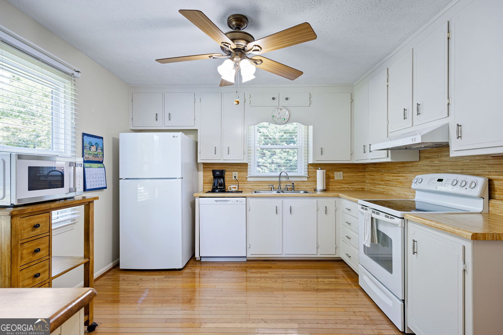 211 MAYFLOWER Drive Woodstock - Photo 12
