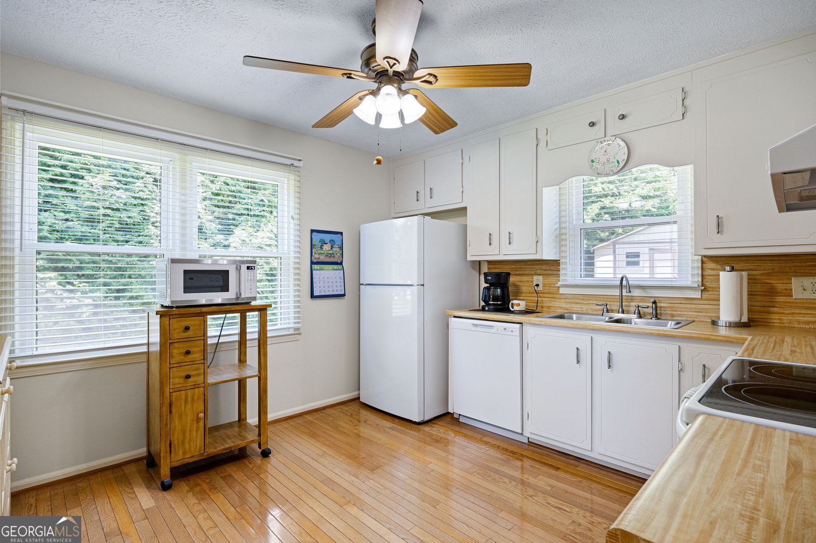 211 MAYFLOWER Drive Woodstock - Photo 13