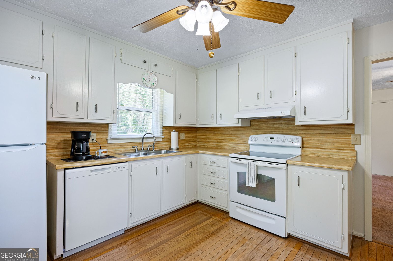 211 MAYFLOWER Drive Woodstock - Photo 15