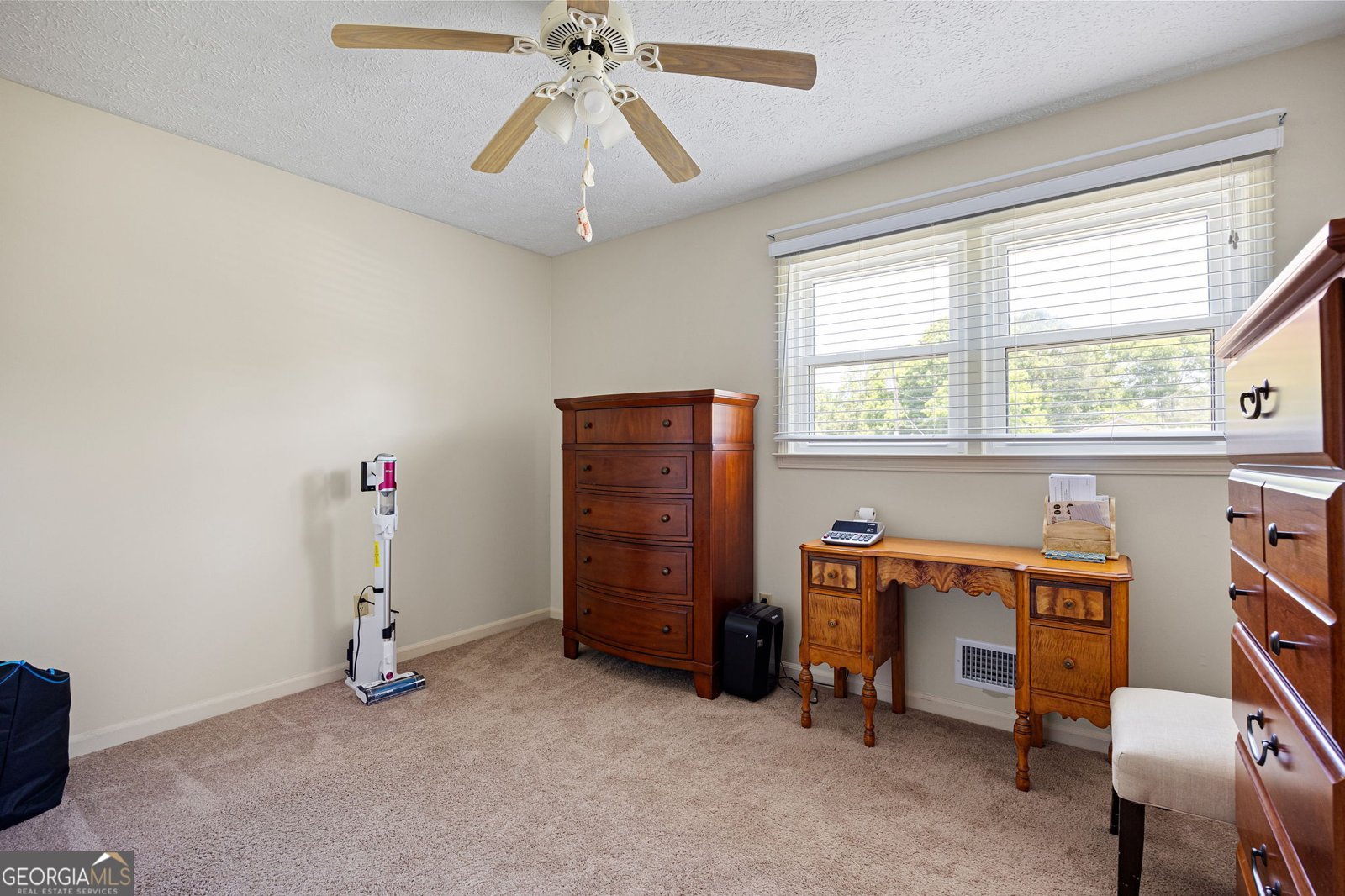 211 MAYFLOWER Drive Woodstock - Photo 23