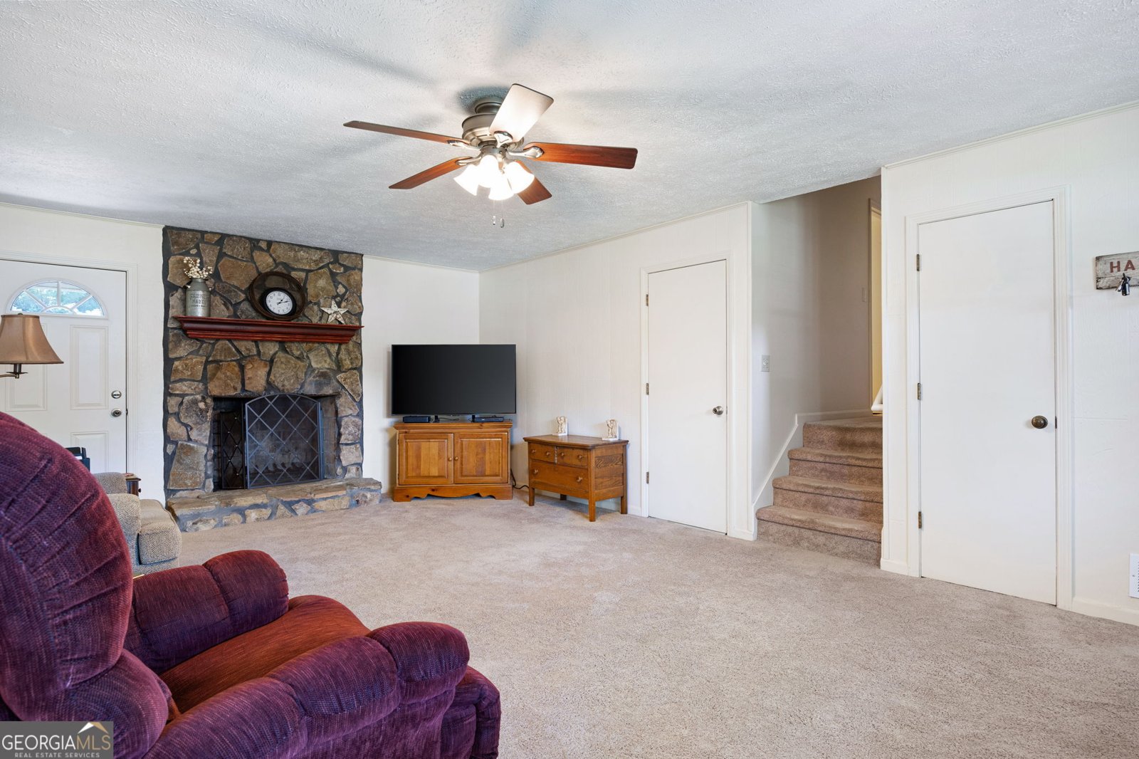 211 MAYFLOWER Drive Woodstock - Photo 6