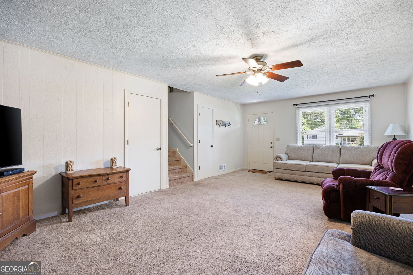 211 MAYFLOWER Drive Woodstock - Photo 9