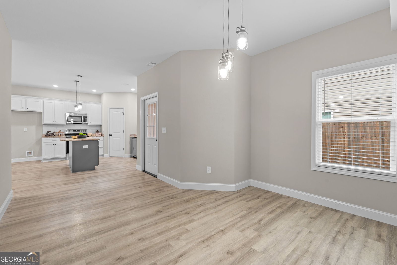 302 Beau Claire Circle Byron - Photo 13
