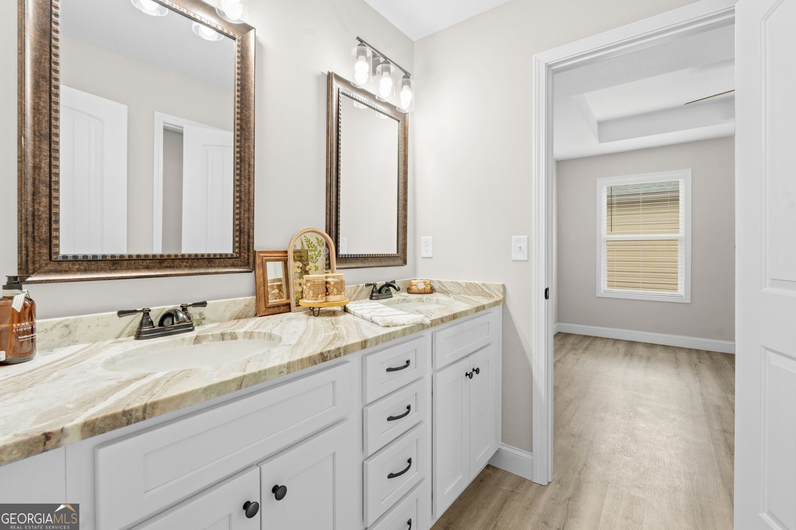 302 Beau Claire Circle Byron - Photo 29