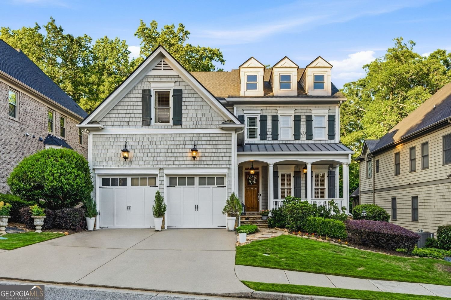 1056 Bluffhaven Way Brookhaven - main photo