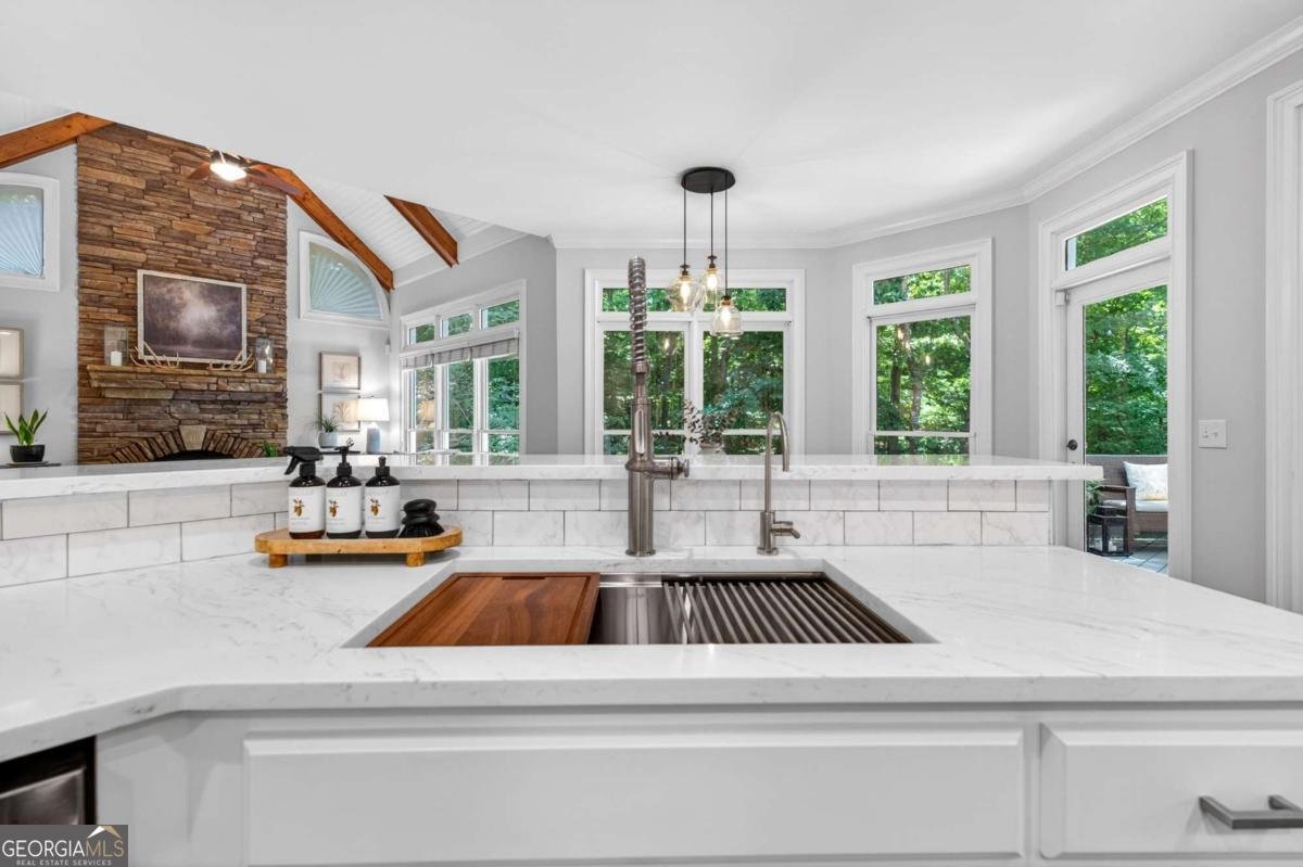 800 Shore Drive Canton - Photo 18
