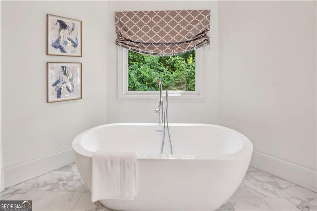 425 Laurel Chase Court Sandy Springs - Photo 18