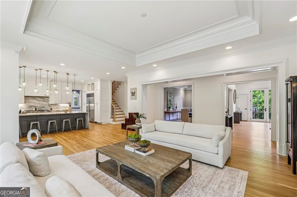 425 Laurel Chase Court Sandy Springs - Photo 6