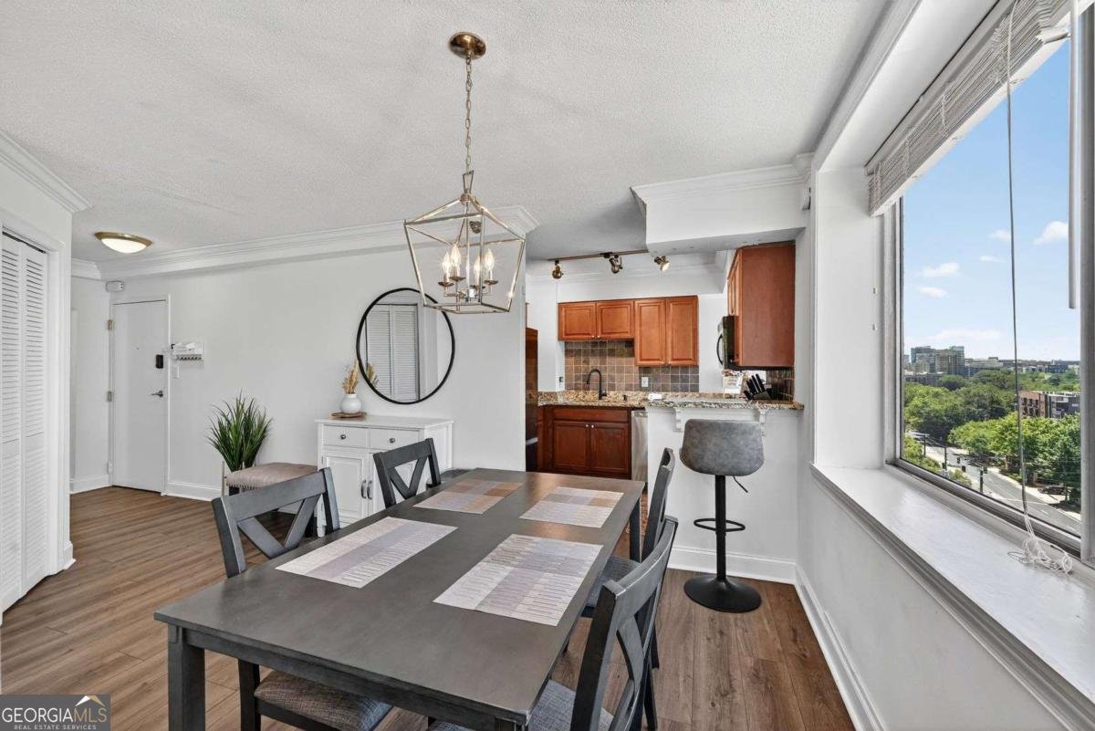 2479 Peachtree Road Atlanta - Photo 8