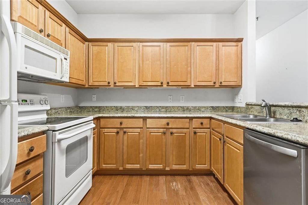 216 Riverstone Place Canton - Photo 12