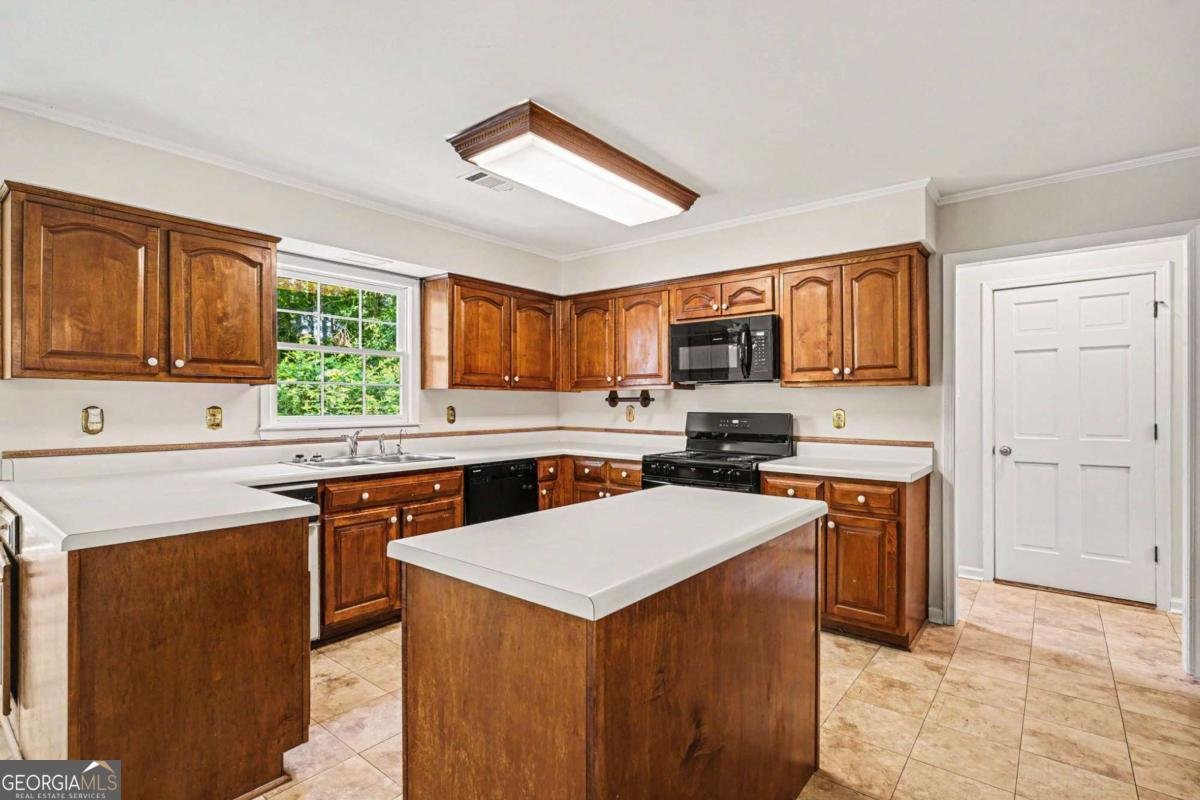1632 Ellington Road Conyers - Photo 12