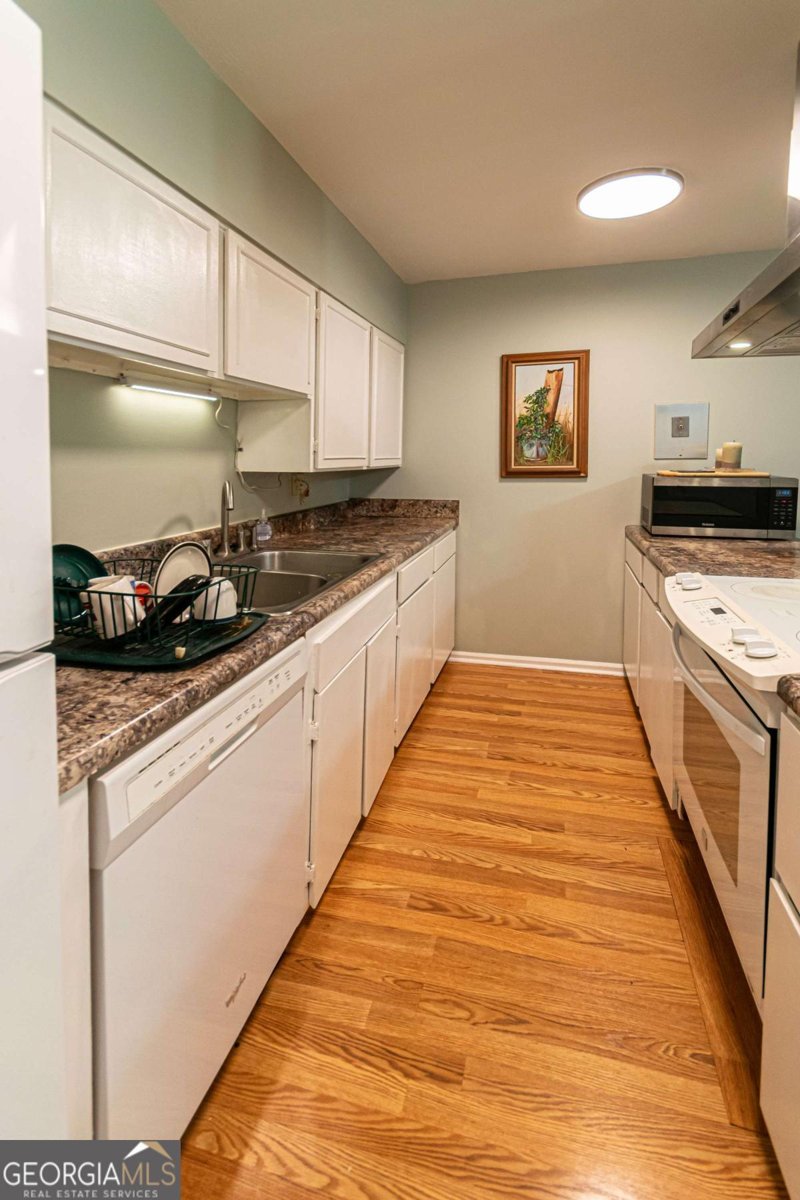 3099 Colonial Way Atlanta - Photo 11