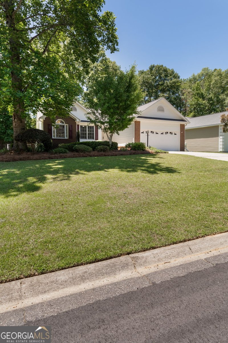 226 Autumn Trace Court Macon - Photo 36
