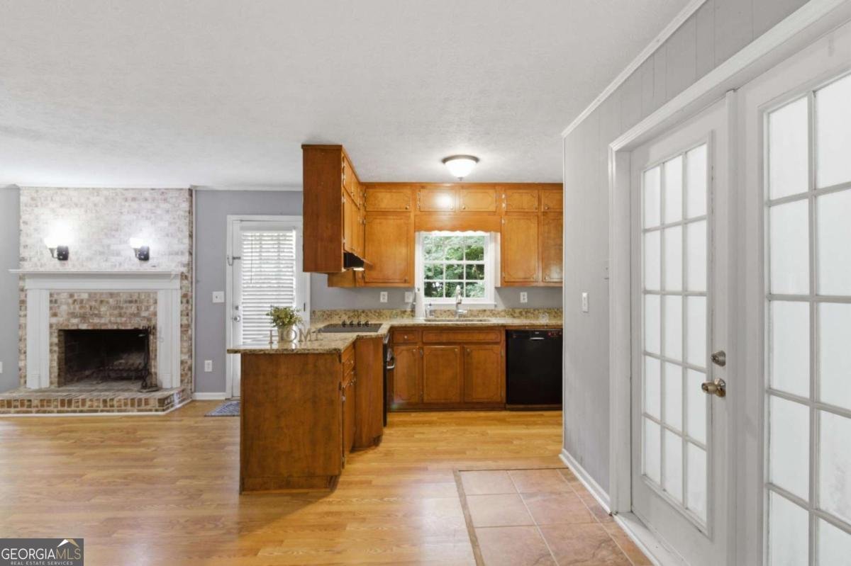5657 Mountainbrooke Court Stone Mountain - Photo 12