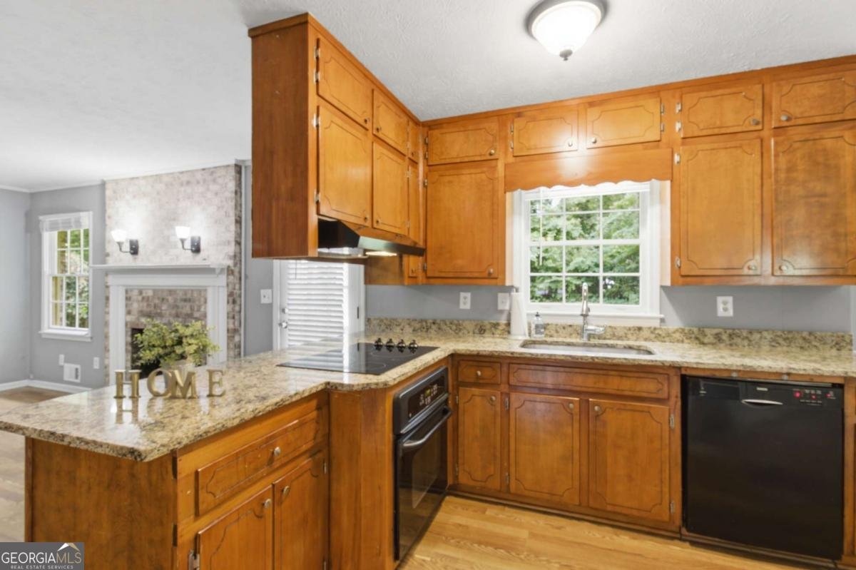 5657 Mountainbrooke Court Stone Mountain - Photo 13